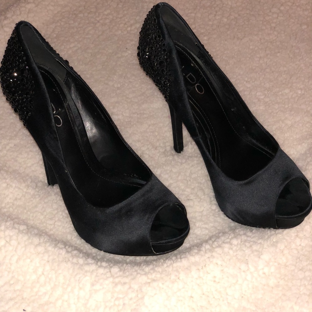 Aldo black heels